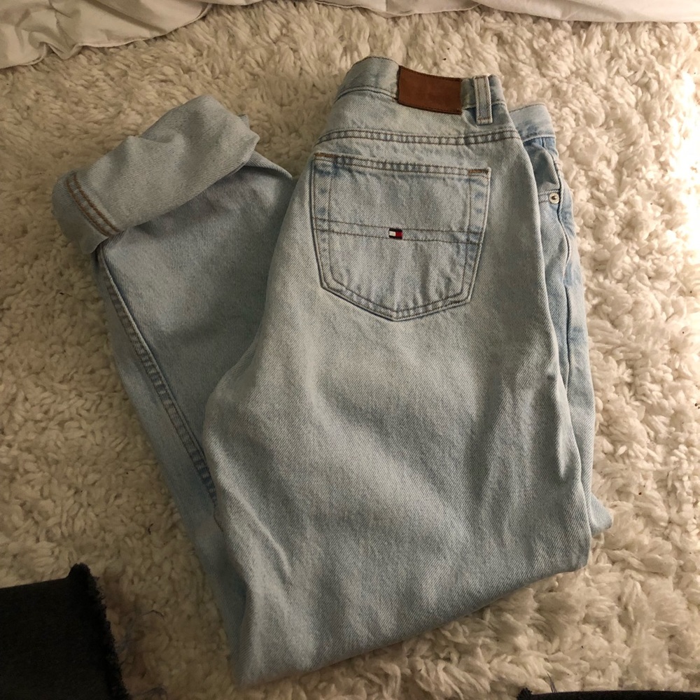 Vintage high-waisted Tommy Hilfiger mom jeans